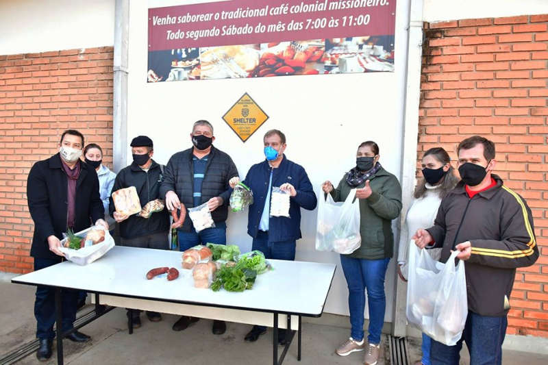 Agricultores familiares comemoram PAA para reforçar cestas básicas
